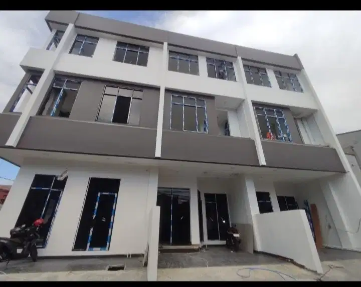 Di jual rumah ready di dekat stasiun dan PRJ