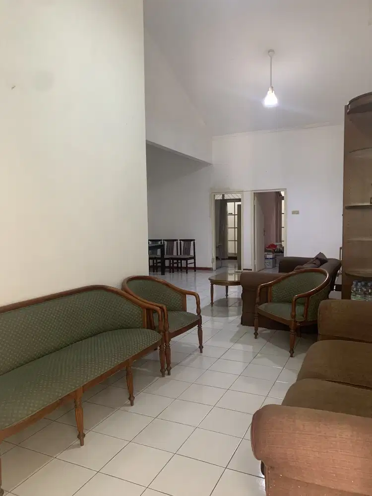 Taman permata buana tusuk sate