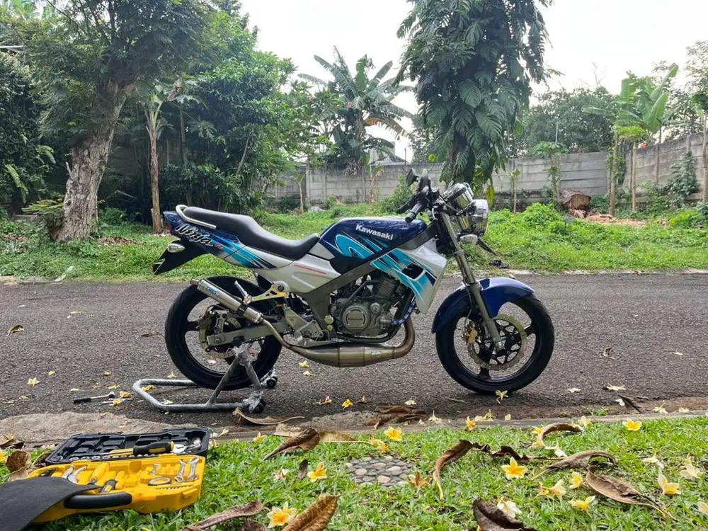 Kawasaki Ninja R (J) Biru Tahun 2003