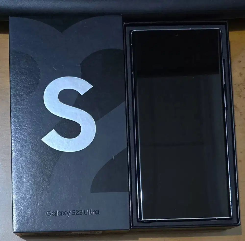 Samsung Galaxy S22 Ultra 5G Mulus like new