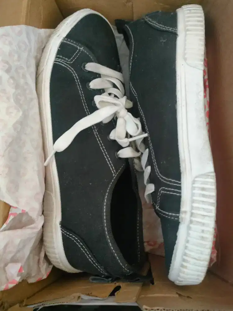 Sepatu airwalk talon