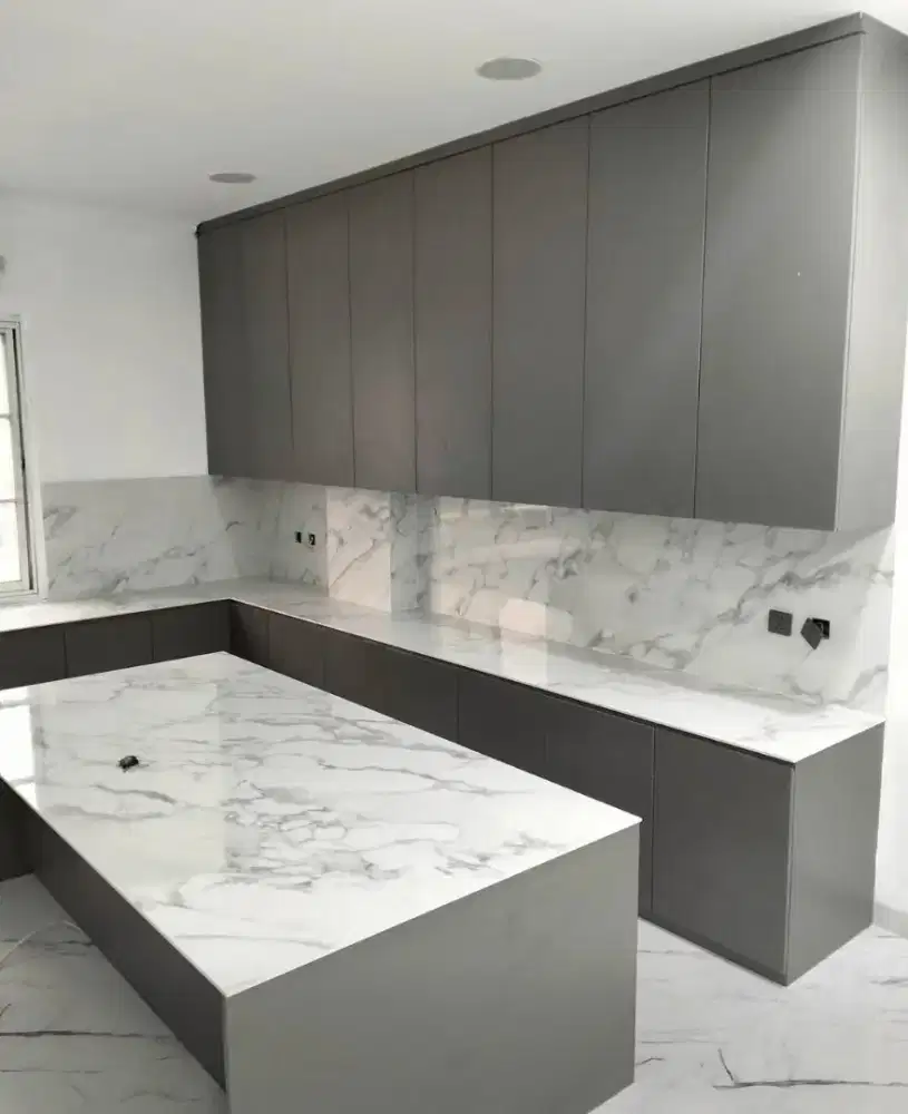 Top meja mar mer & granite qwadra