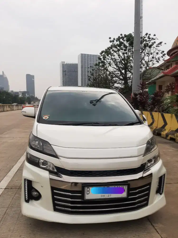 Toyota Vellfire 2013 Bensin