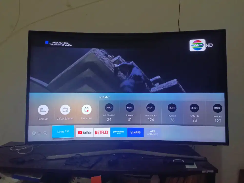 Samsung Smart TV Curve 49 in LED