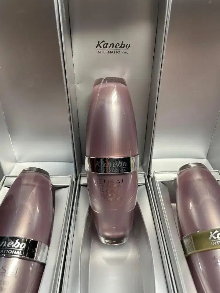 Dijual Cepat. Kanebo Advanced Recovery Concentrate (Anti Aging Serum )