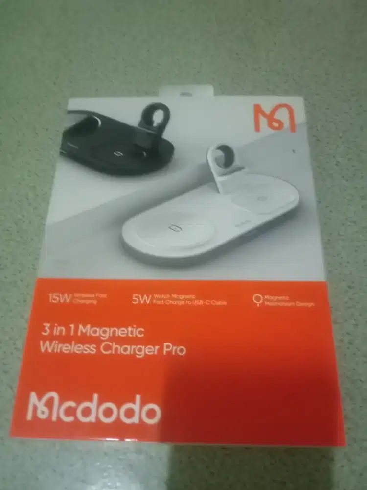 MCDODO 3 in 1 Magnetic Wireless Charger Pro CH-706