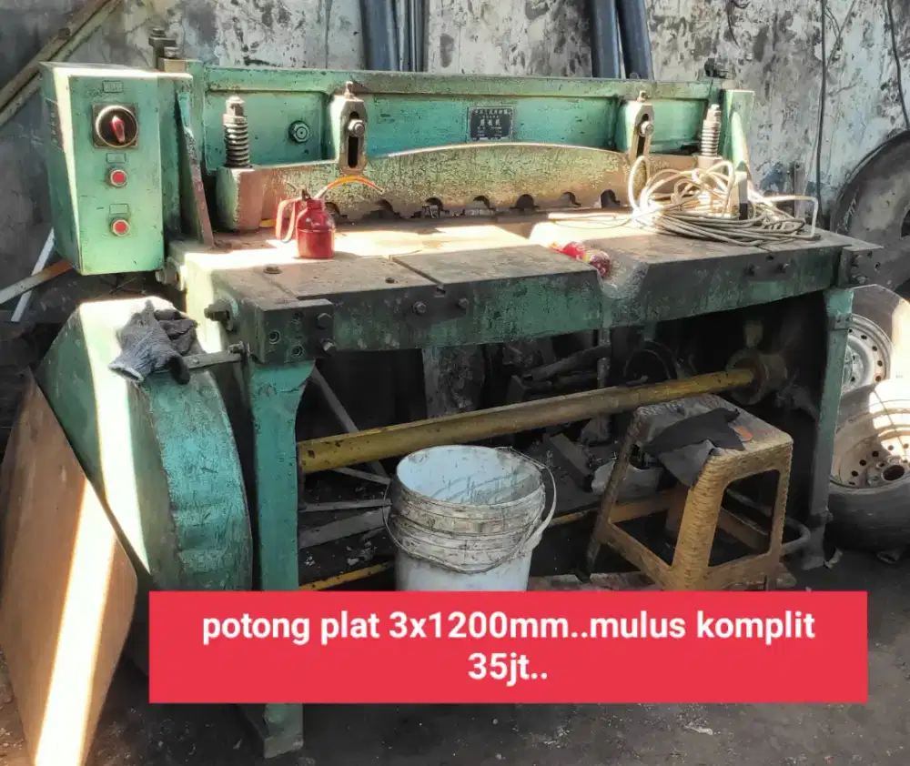 Potong plat 3x1200mm