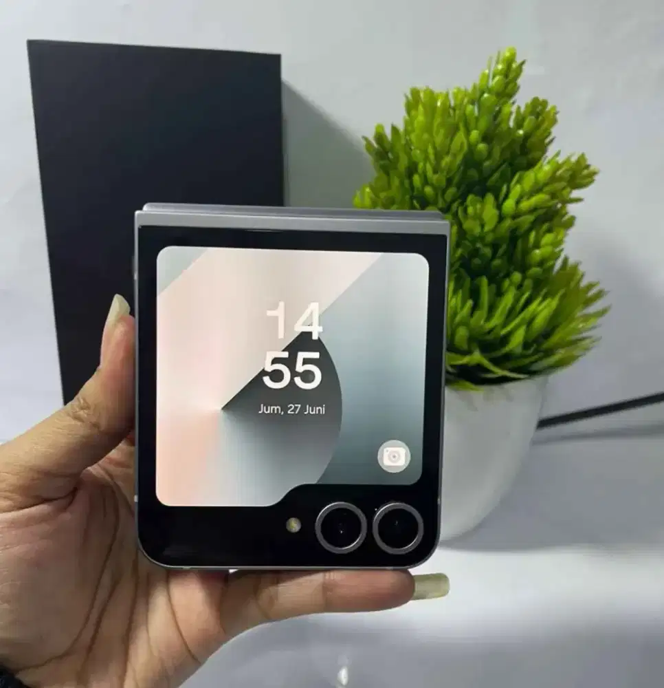 SAMSUNG Z FLIP 6  RAM 12/256 GB ORIGINAL SEIN NORMAL