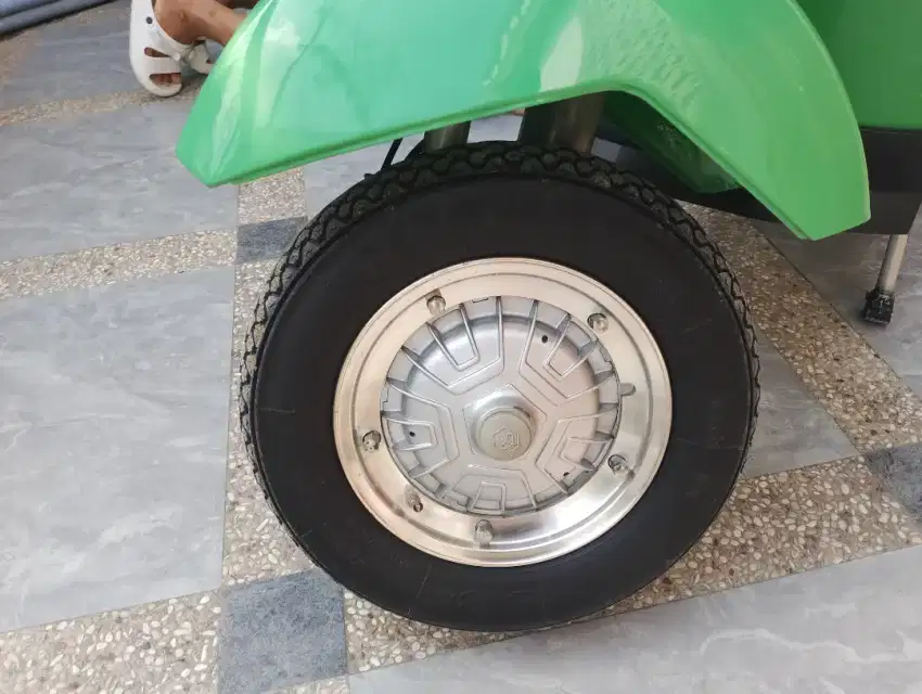 Vespa Excel 2004 . Mulus enak pakai