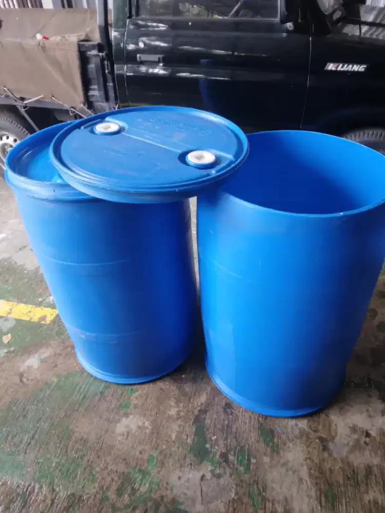 Drum plastik 200L  bisa di potong seperti dulu fto