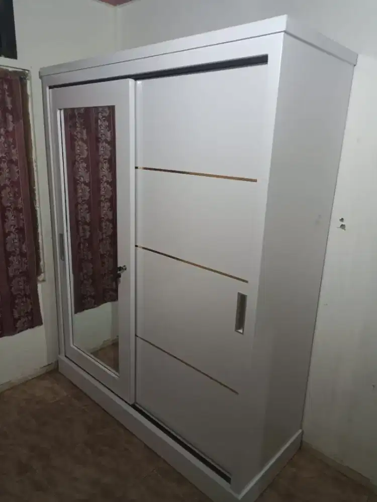 Lemari Minimalis /Lemari Pakaian Murah