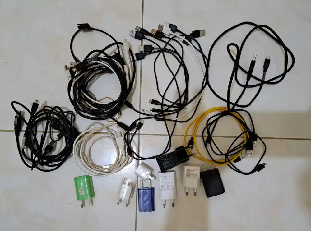 Charger & Kabel data