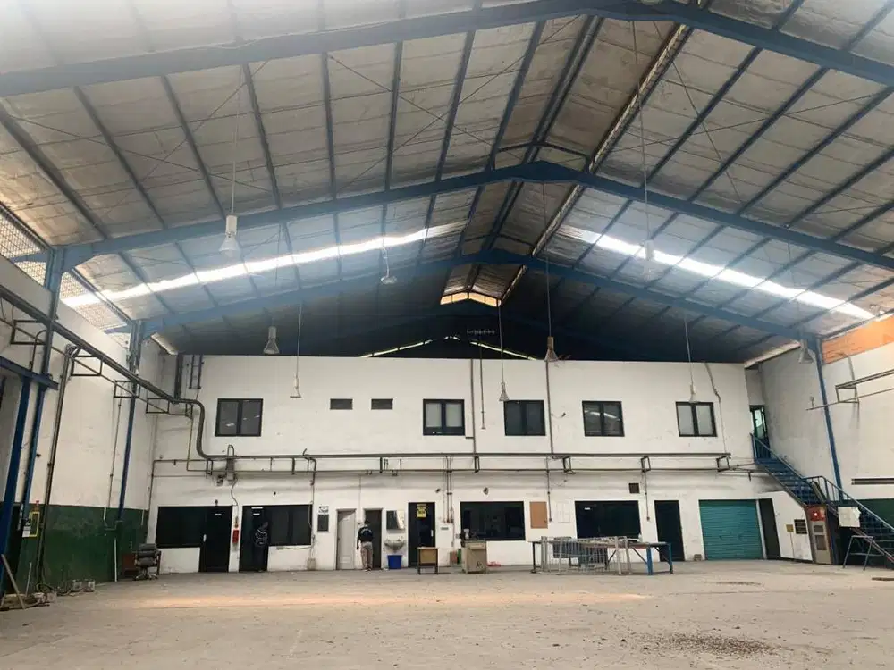 Dijual Cepat Gudang di Kawasan Industri Dekat Exit Tol Cikupa