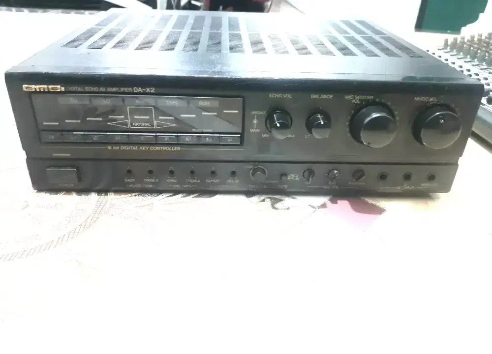 Power mixer karaoke BMB DAX2 made in Japan