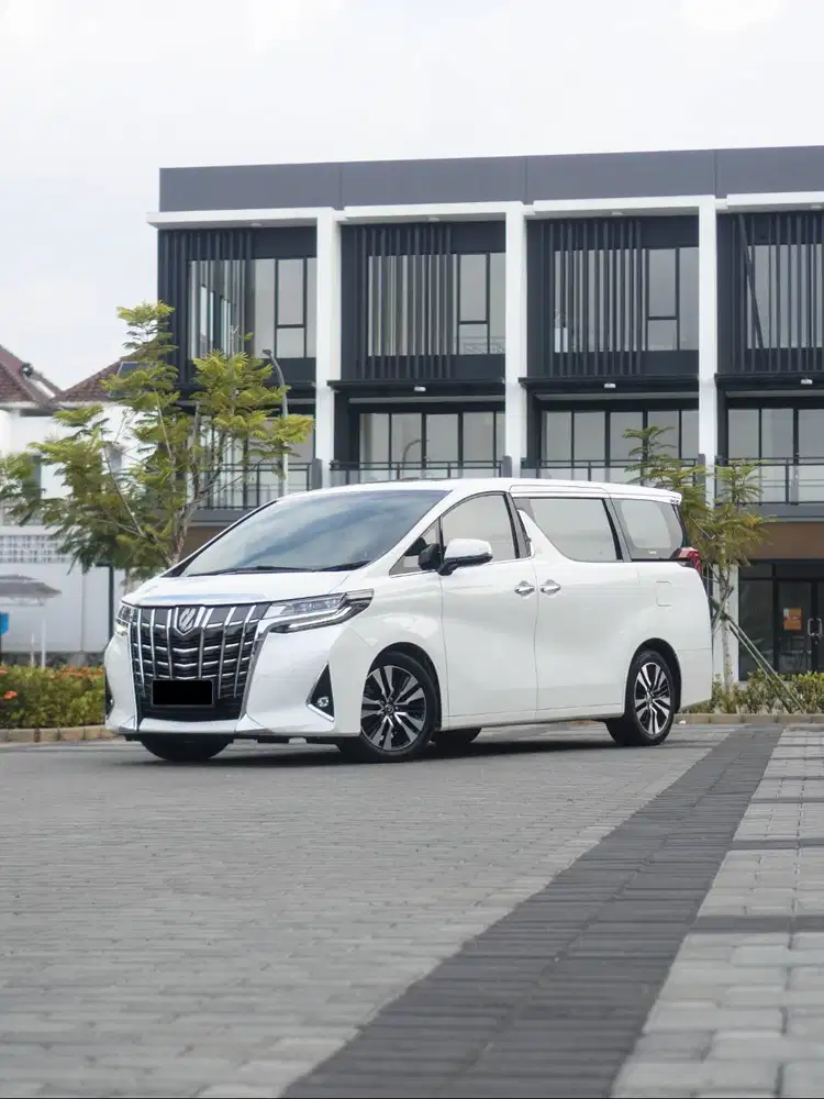 MOBIL TOYOTA ALPHARD 2.5 LOMBARDI RSE 2021