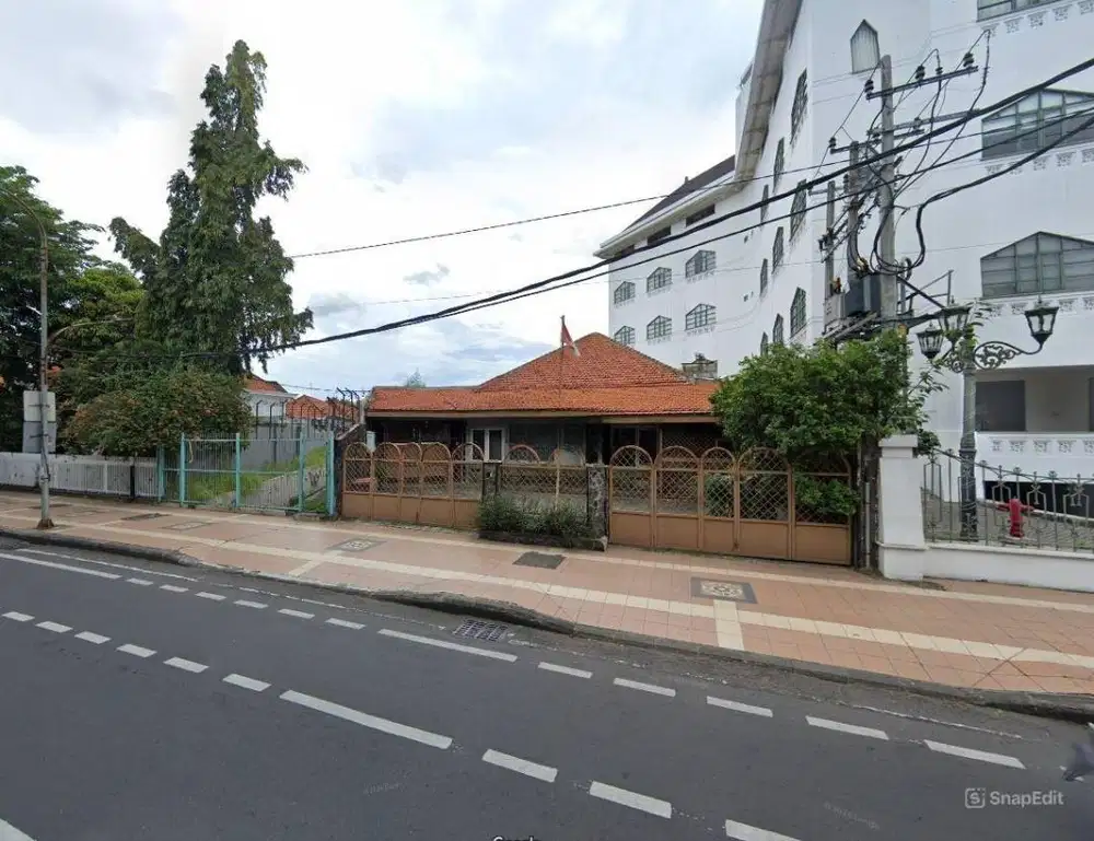 Dijual Rumah Langka Super Komersial Jl Raya Darmo Surabaya Pusat