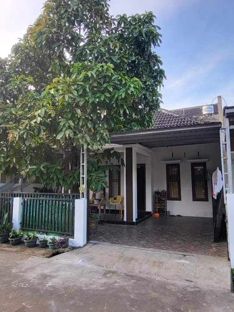 RUMAH DI JUAL BISA KPR DEKAT STADION DAN MALL OPI