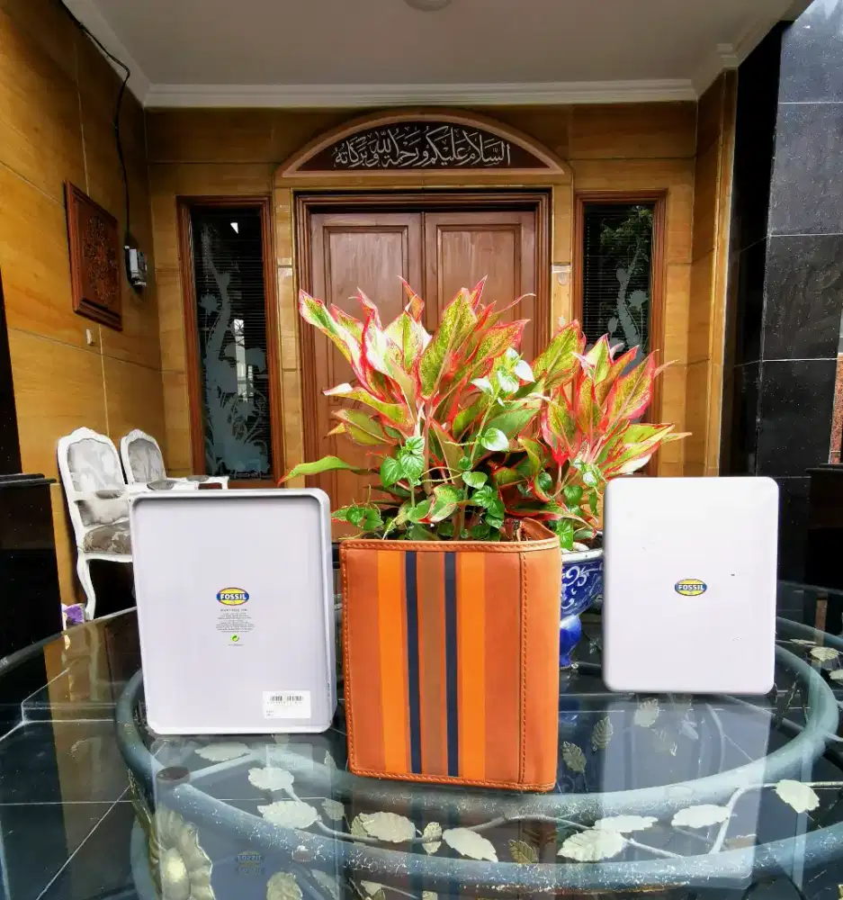 JUALCEPATMURAH dompet passport dan duit bs TUKARTAMBAH barang apa aja