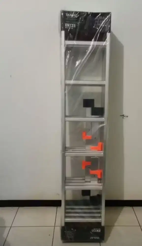 Tangga lipat empat multifungsi gresik