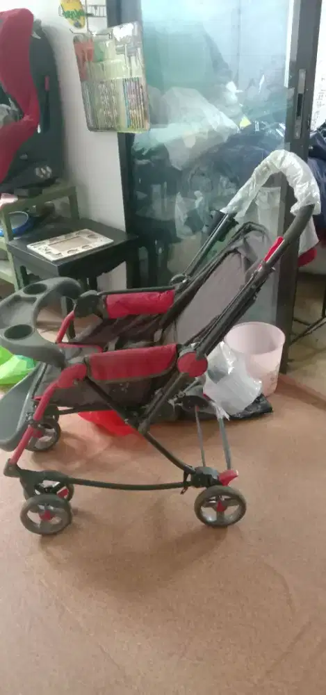 Stroller anak bisa 2 sisi