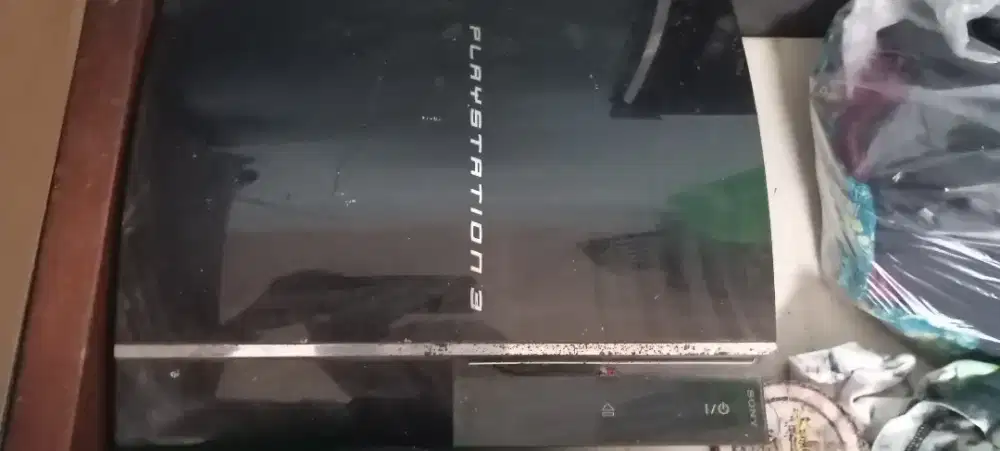 PlayStation 3 (PS3) adalah konsol game dari Sony