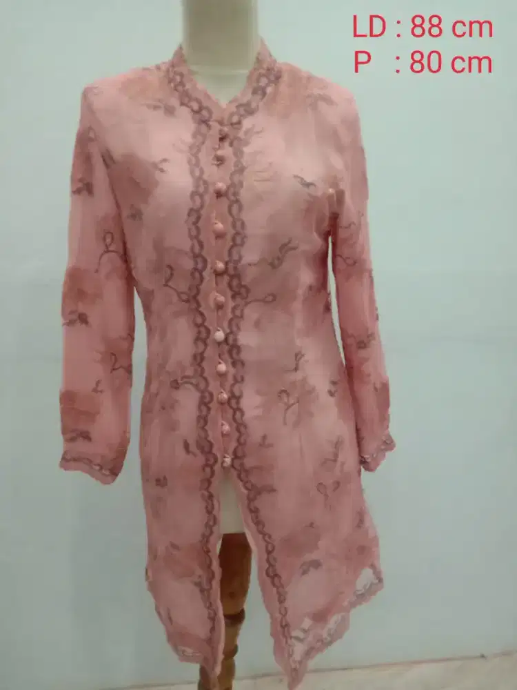 Kebaya Brokat Modern Preloved