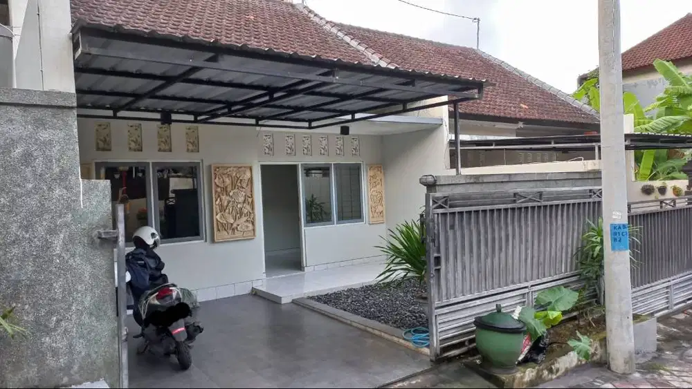 Disewakan/ For Rent Rumah