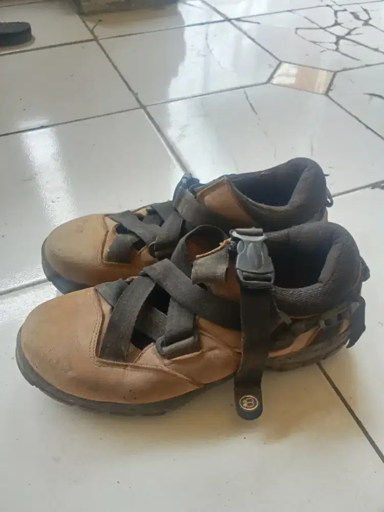 Jual sepatu merk boogie