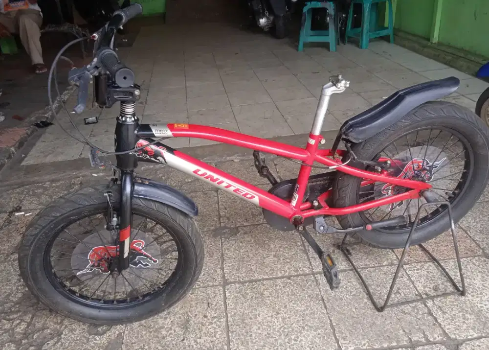 Sepeda merk United 18 inch