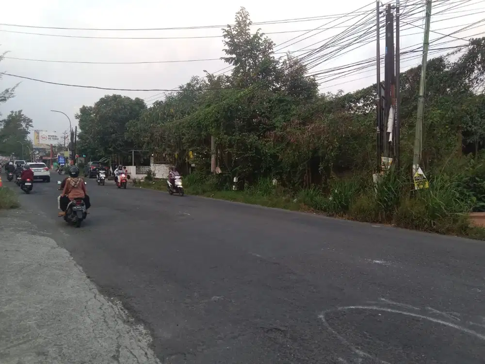 TANAH PREMIUM DIJUAL - Jl. Kaliurang KM 11, Sleman, Yogyakarta (4.886 Meter Persegi)