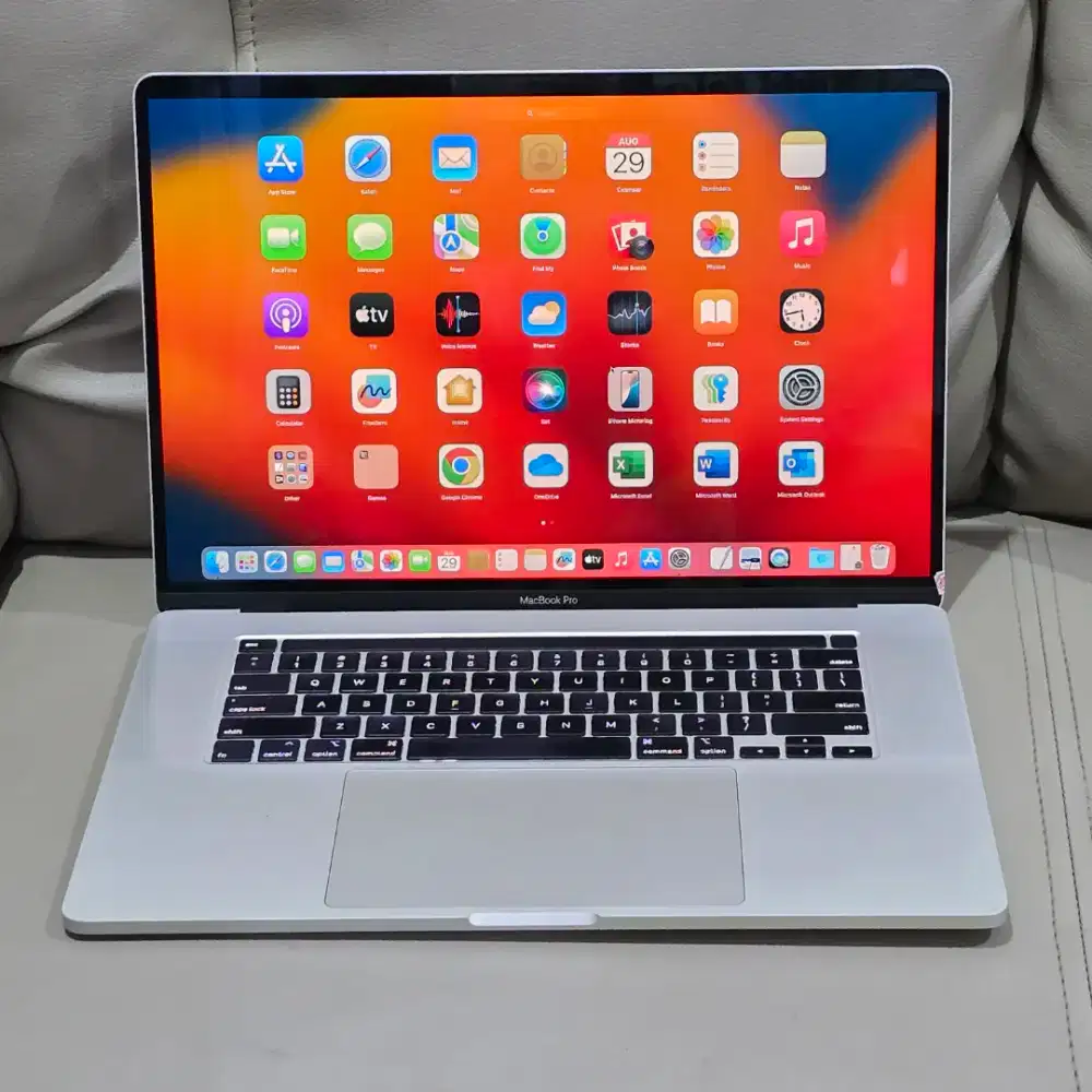 Apple MacBook pro retina 2019 16 inch intel core i9 16 1000GB vga