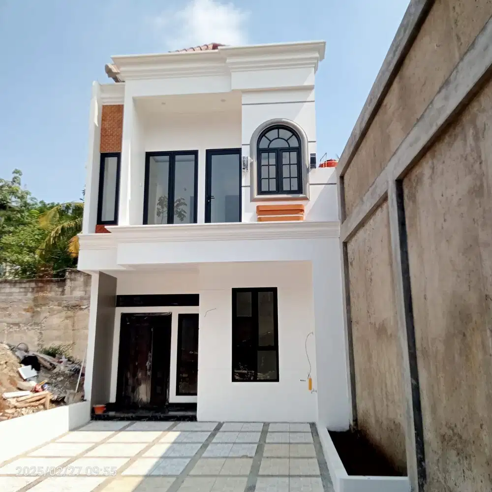 Rumah 2 Lantai Sangat Dekat Ke Exit Toll Limo Cinere Depok