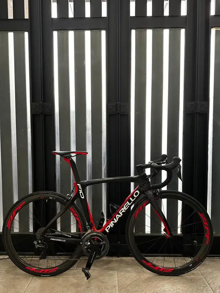 Pinarello Dogma F10 Black Lava Sepeda Roadbike