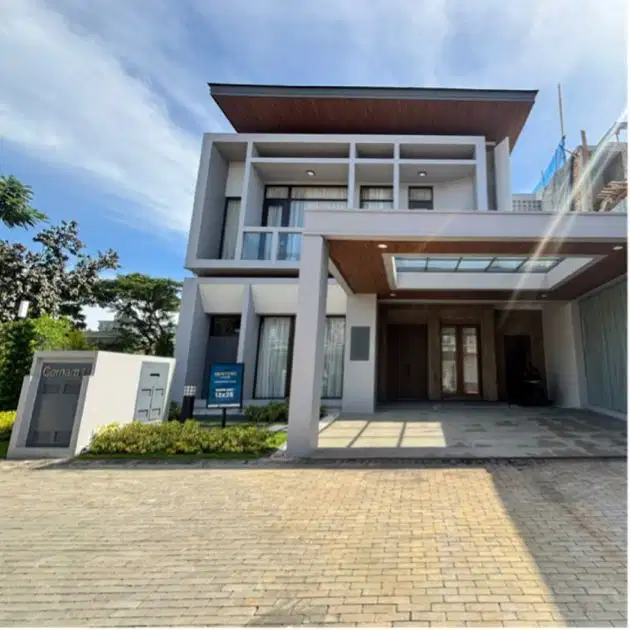 Dijual Rumah Baru Ala Resort ada Inner Court di Gading Serpong
