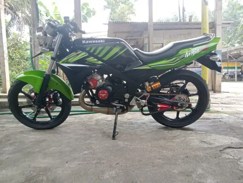 Di jual motor ninja r convert ss