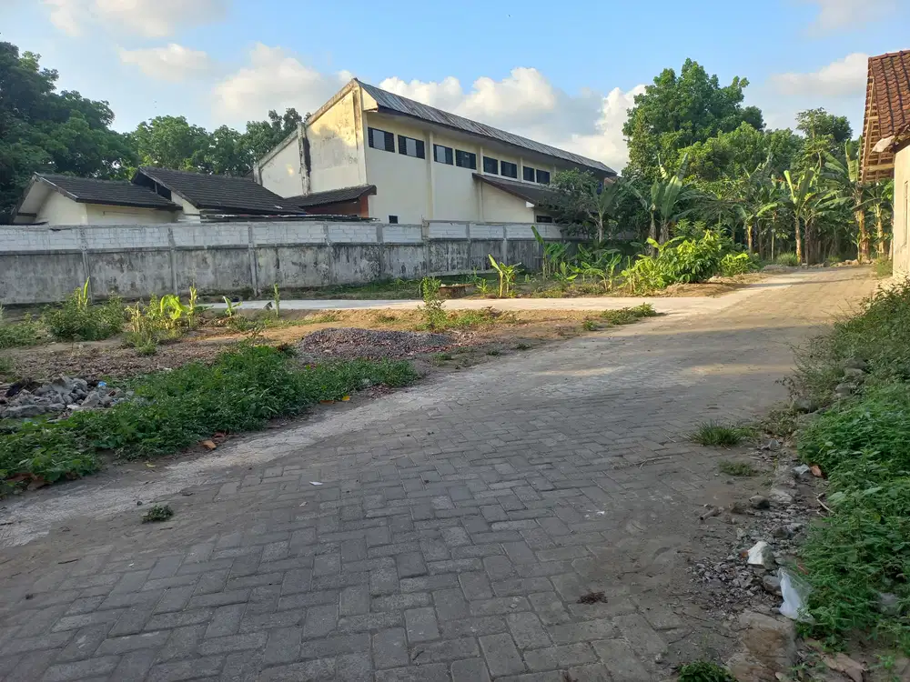 Dijual Tanah Sleman di area Barat Pasar Cebongan