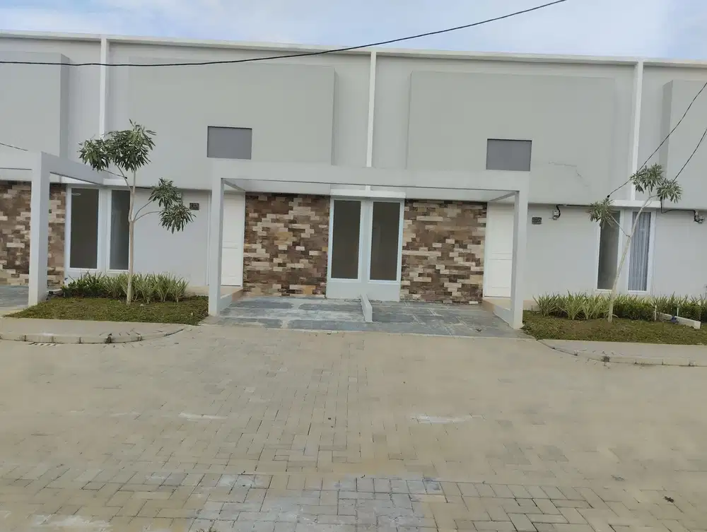 Rumah rasa Villa di kota Tangerang Dekat Dengan pemda Tigaraksa stasiu