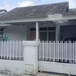 Rumah Dekat Kantor Walikota Tangsel