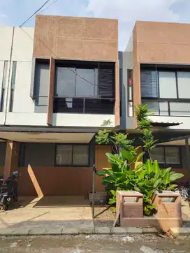 Rumah 2 Lantai Ready Stok Siap Huni Tanpa DP Cukup 3 Juta All In