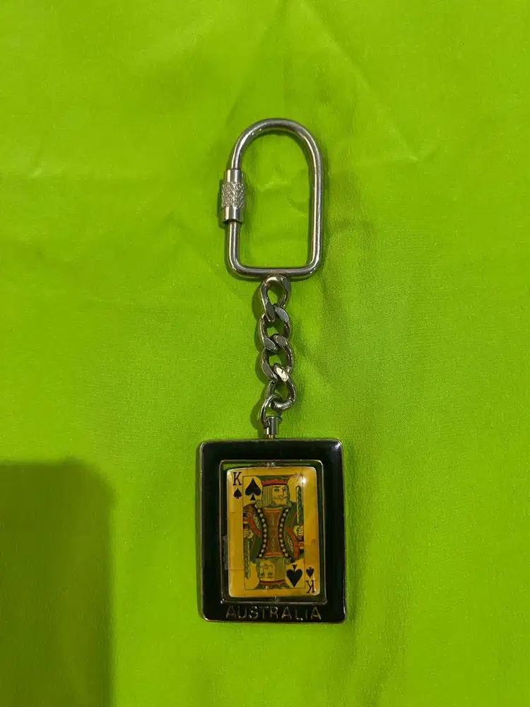 SOUVENIR AUSTRALIA - GANTUNGAN KUNCI - KARTU REMI KING - PRELOVED
