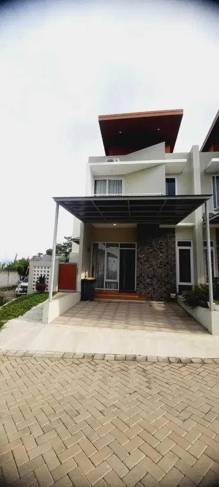 Dijual Rumah Cluster bersih dan terawat di Jatinangor