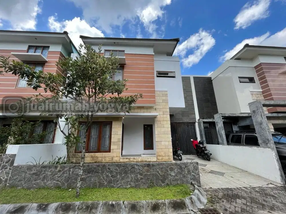 Rumah dalam perumahan Elit dekat bandara Adisucipto Maguwo