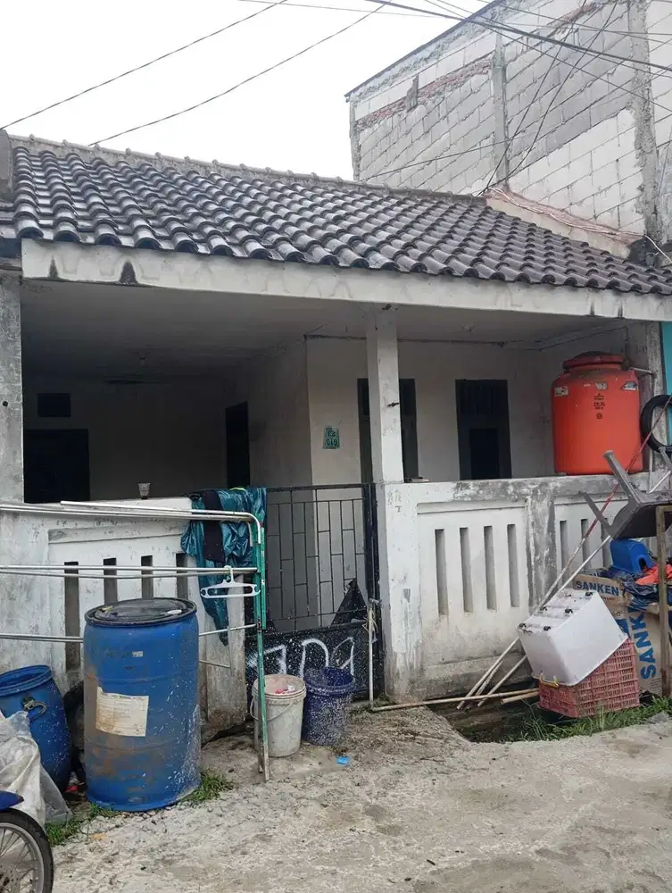 Rumah 1,5 lantai murah d Sudirman Tigaraksa
