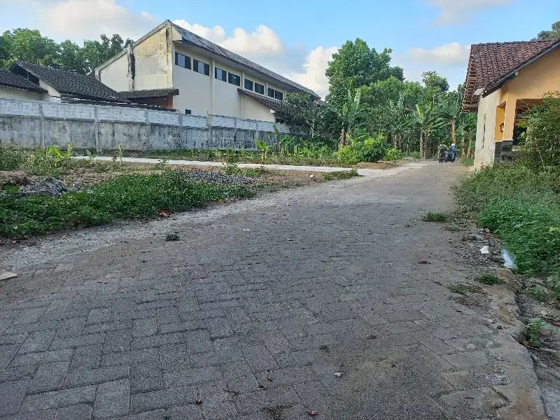 Tanah Murah Meriah di Barat Pasar Cebongan