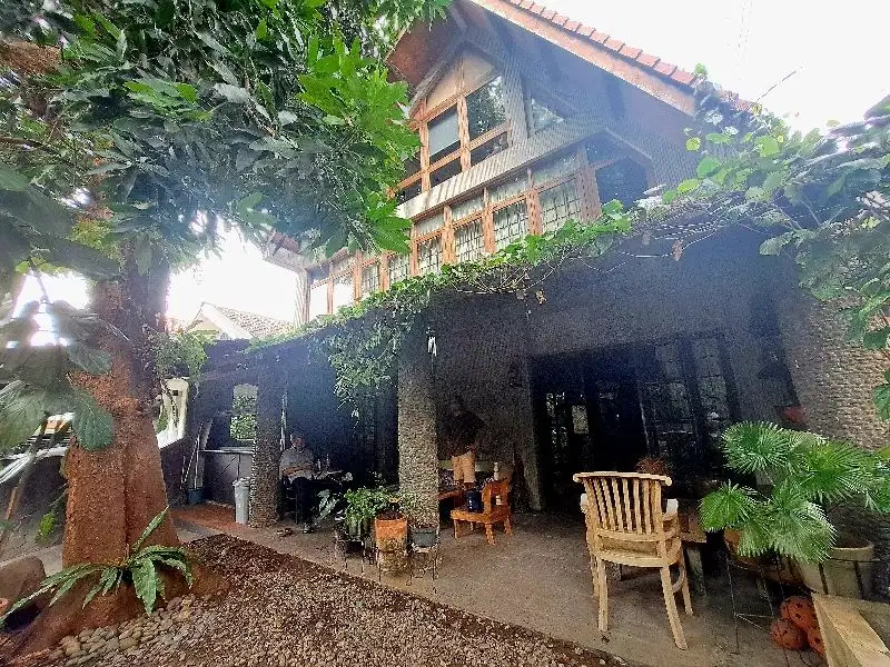 Rumah siap huni model American klasik