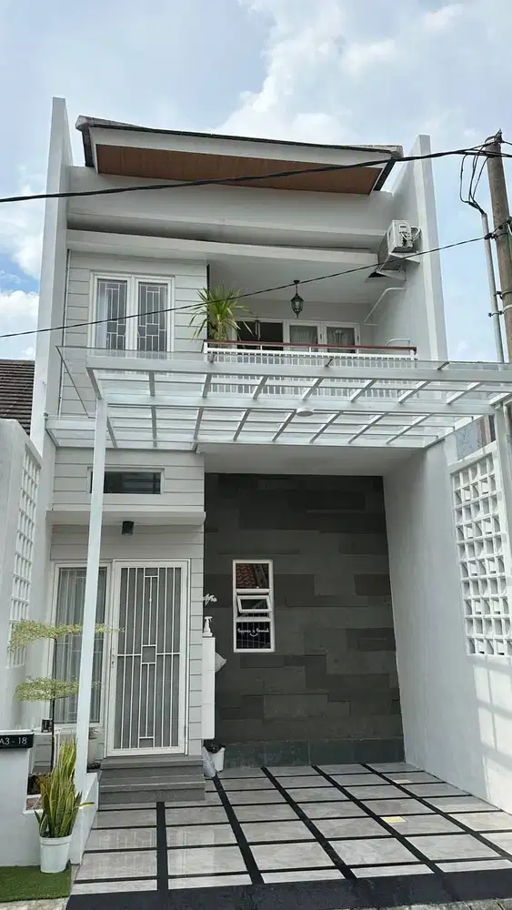 Rumah estetik di cluster elit