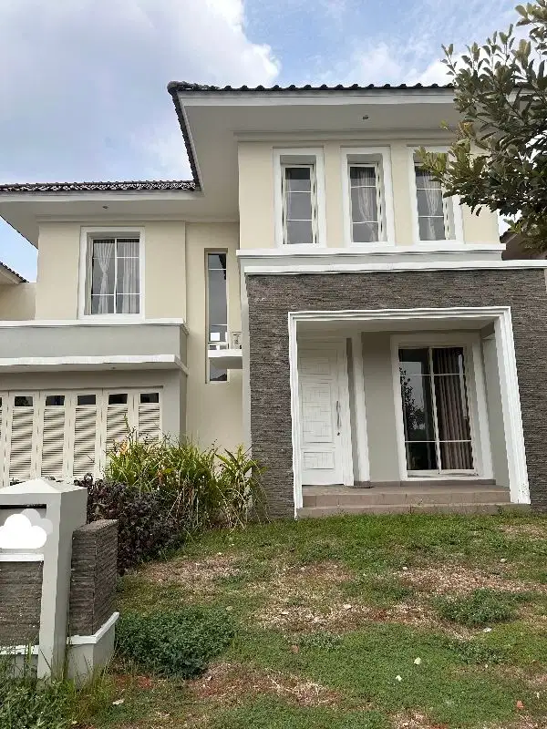 rumah 2 lantai cluster golf suvarna sutera puri ayu