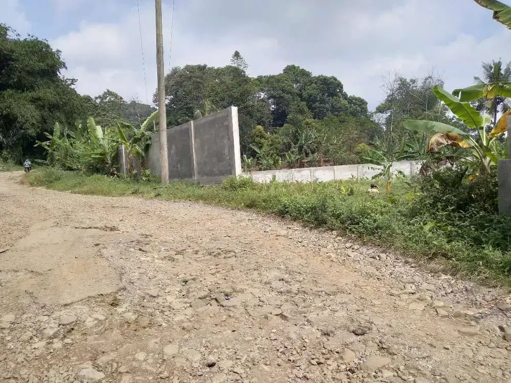 Di Jual Lahan Kosong,Sudah Pagar Keliling ,Cocok Untuk Ternak