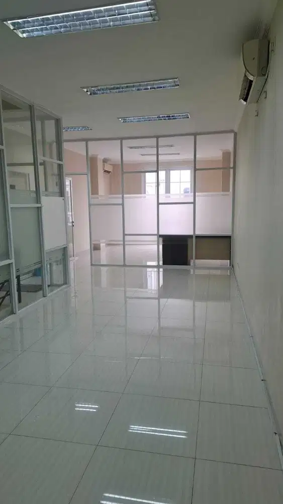Di Jual Ruko Thematic 2Lantai  ( Pintu Selatan Ps Modern Paramount )