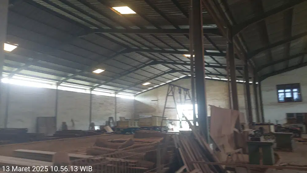 Bangunan exs Pabrik Kayu, Samping kawasan industry Agarindo ps.kemis